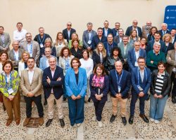 foto familia seminario crue-generencias en la uib
